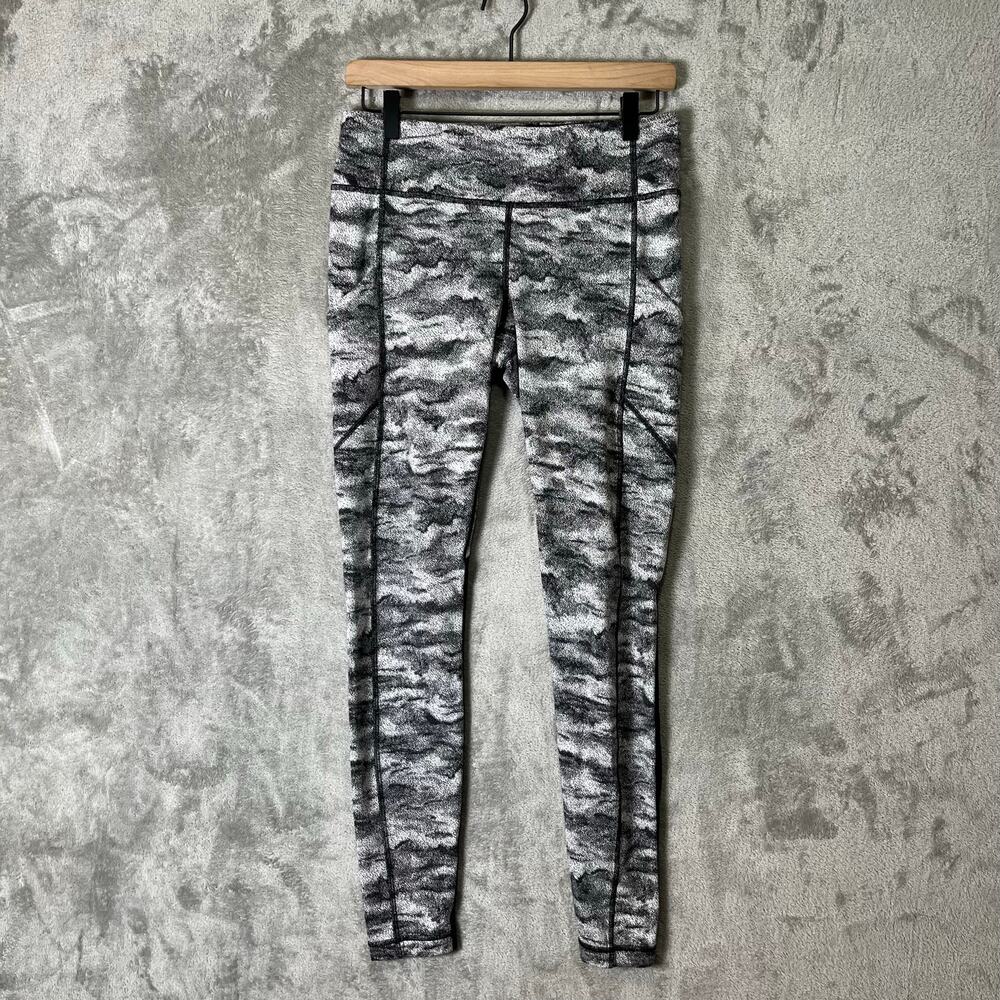 Lululemon Speed Tight V Power Luxtreme Hazy Days Black White Medium Rise‎ Size 8